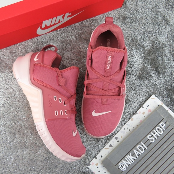 Nike Shoes - Nike Free Metcon Sneakers